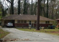 Pre-foreclosure in  WISTERIA LN SW Atlanta, GA 30331