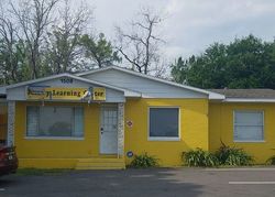 Pre-foreclosure in  W MEMORIAL BLVD Lakeland, FL 33815
