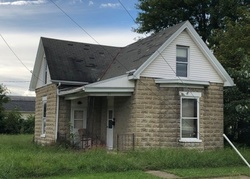 Pre-foreclosure Listing in S CHARITY ST BETHEL, OH 45106