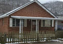 Pre-foreclosure in  MAPLE ST Belle, WV 25015