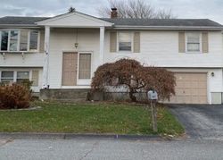 Pre-foreclosure Listing in BLACKBERRY KNOLL WAY JOHNSTON, RI 02919