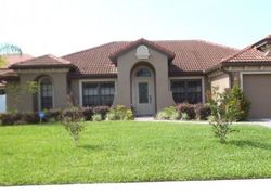 Pre-foreclosure Listing in FALCONHILL DR APOPKA, FL 32712