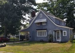 Pre-foreclosure Listing in AVON BLVD ASHTABULA, OH 44004