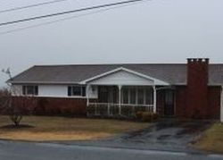 Pre-foreclosure Listing in REDWOOD DR WILKES BARRE, PA 18702