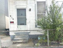 Pre-foreclosure in  E JEFFERSON ST Louisville, KY 40206