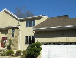 Pre-foreclosure Listing in SADDLETREE LN HARRISON, NY 10528