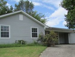 Pre-foreclosure in  BENT TREE RD Knoxville, TN 37934