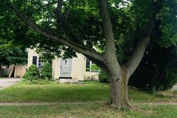 Pre-foreclosure in  WEDGEWOOD PARK Rochester, NY 14616