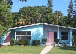 Pre-foreclosure Listing in N 7TH ST FORT PIERCE, FL 34950