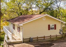 Pre-foreclosure Listing in P POOLE AVE CHATTANOOGA, TN 37415