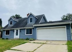 Pre-foreclosure Listing in BLACKHAWK TRL WAUKESHA, WI 53186