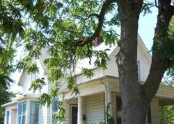 Pre-foreclosure in  S HELEN ST Peoria, IL 61605