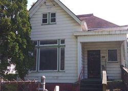 Pre-foreclosure Listing in W ADRIAN G HINTON AVE PEORIA, IL 61605