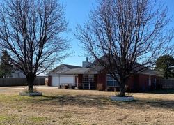 Pre-foreclosure Listing in MARY LOU ST SHADY POINT, OK 74956