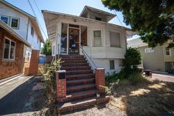 Pre-foreclosure Listing in ARLINGTON AVE EMERYVILLE, CA 94608