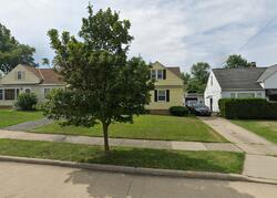 Pre-foreclosure in  WALLINGFORD RD Cleveland, OH 44121