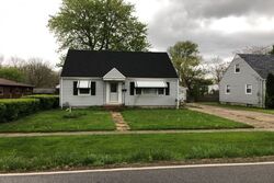 Douglas St, Vermilion OH