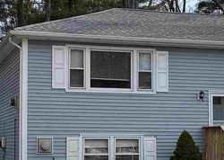 Pre-foreclosure Listing in DERRYFIELD RD DERRY, NH 03038