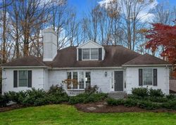 Pre-foreclosure in  CORNER KETCH RD Newark, DE 19711