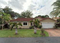 Pre-foreclosure in  SW 55TH TER Miami, FL 33185