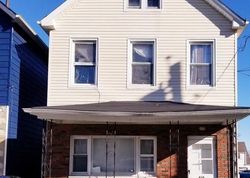 Pre-foreclosure Listing in BRUCK AVE PERTH AMBOY, NJ 08861
