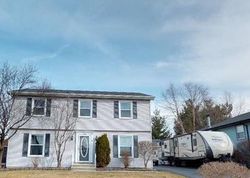 Pre-foreclosure in  STREITZ DR Joliet, IL 60435