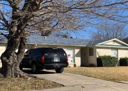  Shorehaven Dr, Garland TX
