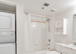 Pre-foreclosure in  BRICKELL BAY DR  Miami, FL 33131