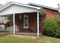 Pre-foreclosure in  BEVERLY BLVD Ashland, KY 41101