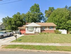 Pre-foreclosure in  JOHN DR Brookhaven, PA 19015