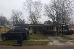 Pre-foreclosure in  ARBOR VITAE DR Baton Rouge, LA 70812