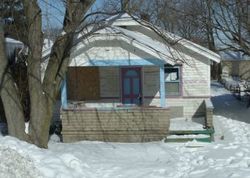 Pre-foreclosure in  E CALVERT ST South Bend, IN 46613
