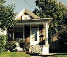 Pre-foreclosure in  E HILL ST Louisville, KY 40217