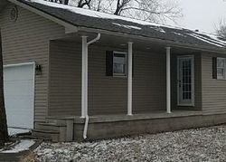 Pre-foreclosure Listing in N MAIN ST WITT, IL 62094