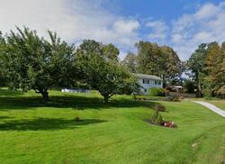 Pre-foreclosure in  OVERLOOK DR Brewster, NY 10509