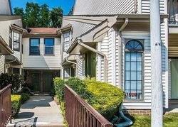  Pebble Pl, Parlin NJ