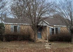 Pre-foreclosure Listing in SILVER CREEK RD AZLE, TX 76020