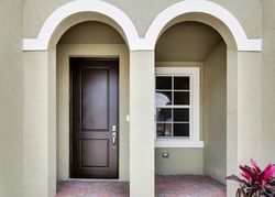 Pre-foreclosure in  SE 15TH ST Homestead, FL 33035