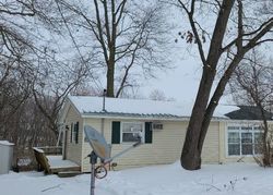 Pre-foreclosure Listing in W OLSON RD ROCHESTER, IN 46975