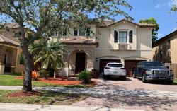 Pre-foreclosure in  SW 243RD TER Homestead, FL 33032