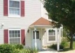 Pre-foreclosure Listing in FAIRVIEW CIR MIDDLE ISLAND, NY 11953