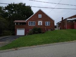 Pre-foreclosure in  LATROBE ST Mckeesport, PA 15133