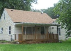 Pre-foreclosure Listing in N CAMP ST SUMMERFIELD, IL 62289