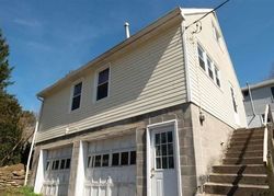 Pre-foreclosure Listing in CHARLES AVE MORGANTOWN, WV 26505