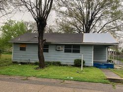 Pre-foreclosure in  SPRIGGS ST Laurel, MS 39440