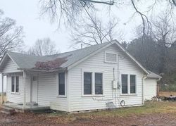 Pre-foreclosure in  E MAIN ST Atlanta, TX 75551