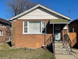 Pre-foreclosure in  PARRISH AVE East Chicago, IN 46312