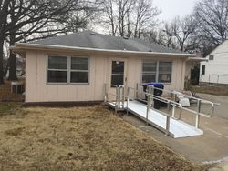 Pre-foreclosure in  SE MARYLAND AVE Topeka, KS 66605