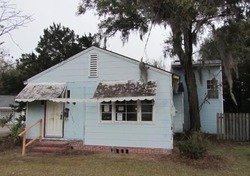 Pre-foreclosure in  LILLY RD N Jacksonville, FL 32207
