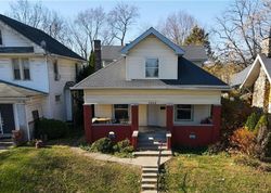 Pre-foreclosure Listing in GRACELAND AVE INDIANAPOLIS, IN 46208